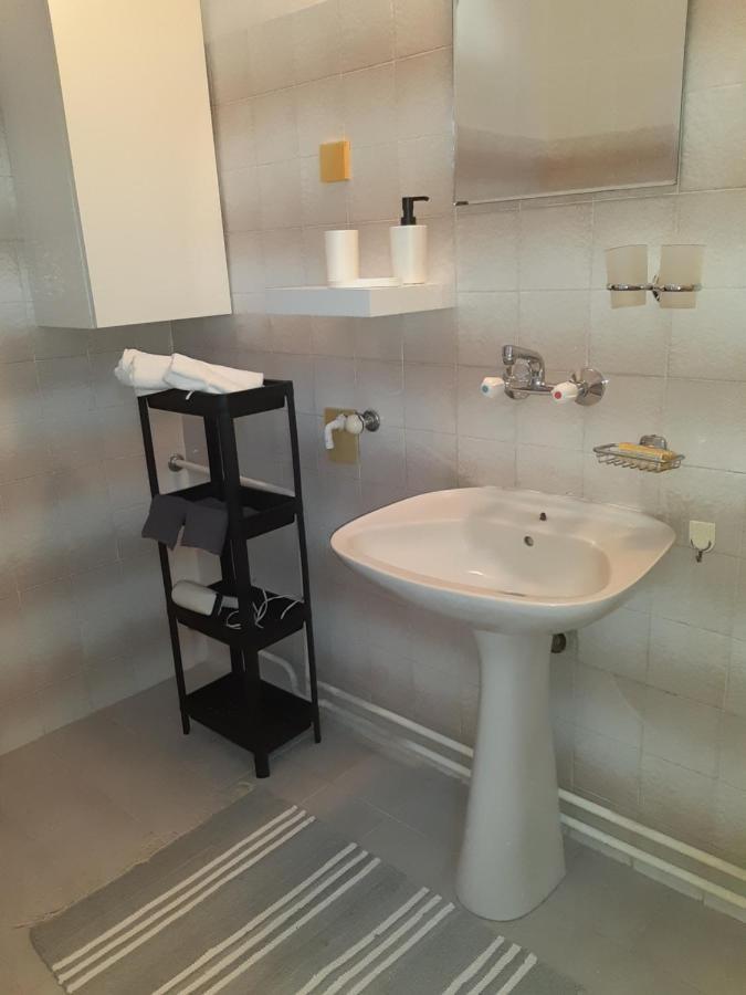 Apartman Ljiljan Ni Екстериор снимка